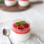 Pannacotta-With-Rhubarb-Compote-Recipe